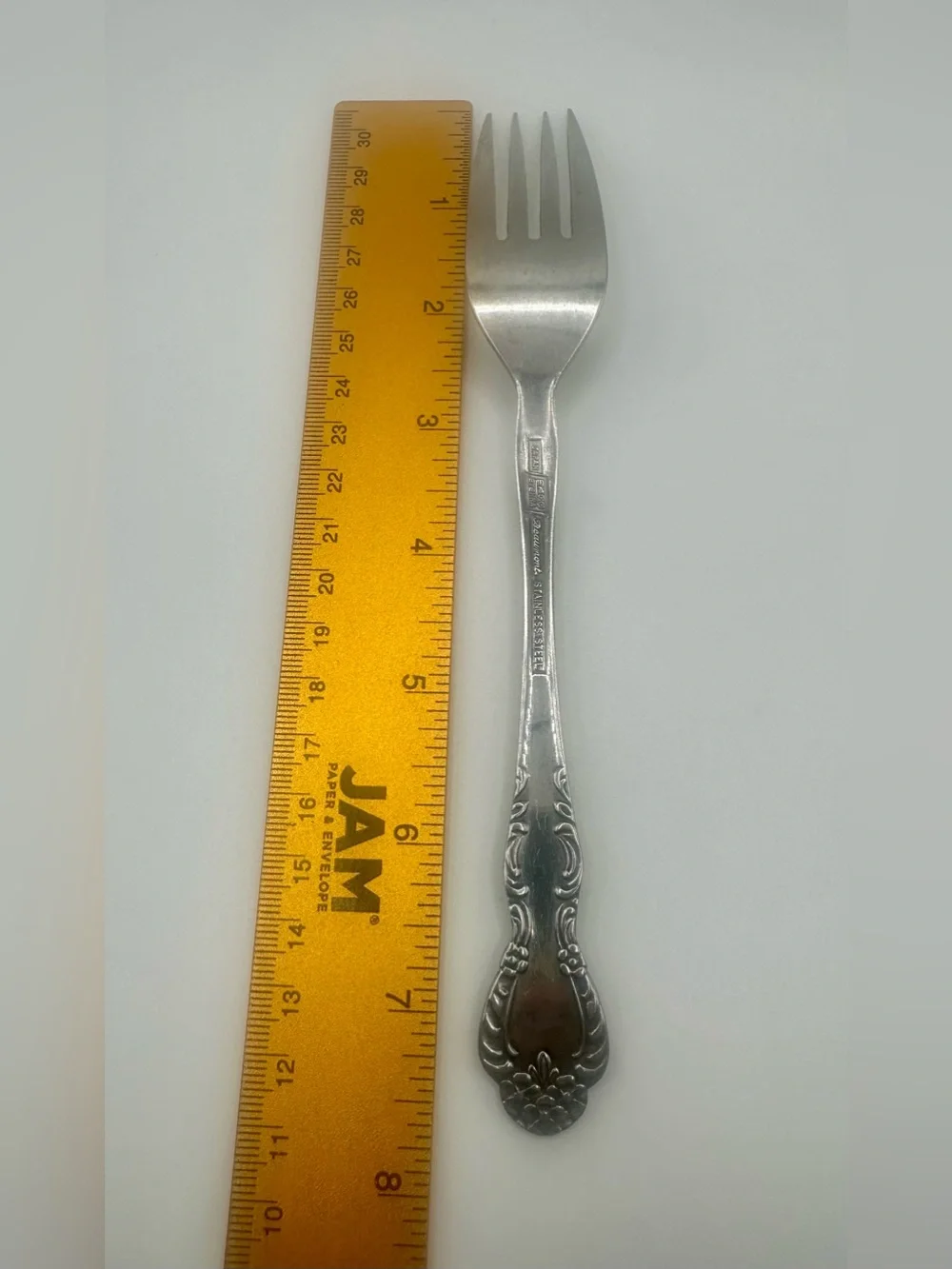 Dinner Fork Beaumont Ekco Silver Stainless 7.75